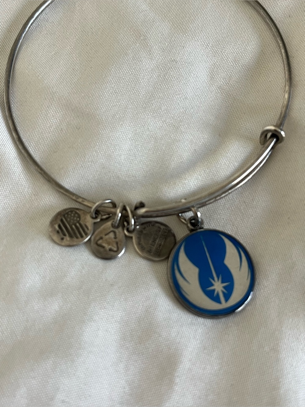 Alex and Ani Star Wars Jedi Order Charm Bangle Bracelet Silver Tone Blue